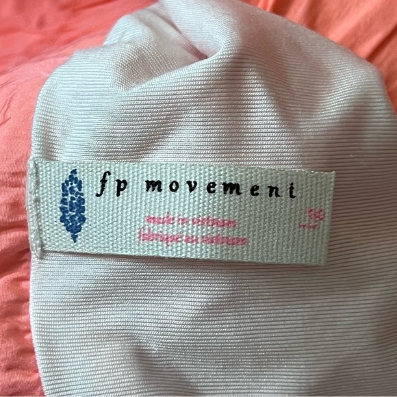 Free People Movement Pink Women's Athletics Shorts - Picture 2 of 6